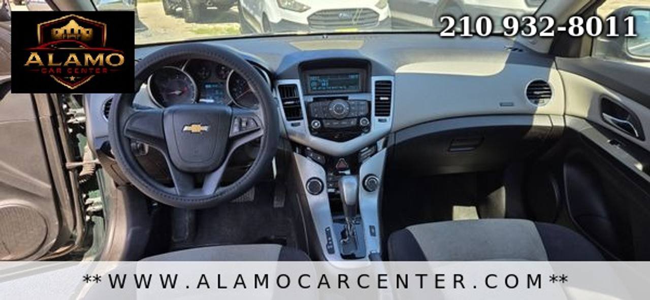 Used 2014 Chevrolet Cruze LS FWD image 32