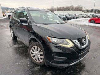 Used 2017 Nissan Rogue S video 2