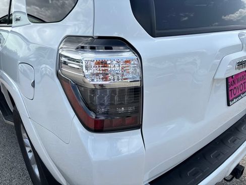 Used 2021 Toyota 4Runner SR5 Premium w/ Moonroof Package RWD image 35