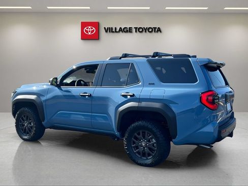 Certified 2026 Toyota 4Runner SR5 AWD/4WD image 3