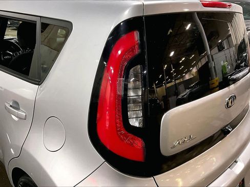 Used 2015 Kia Soul ! w/ Sun & Sound Package image 29