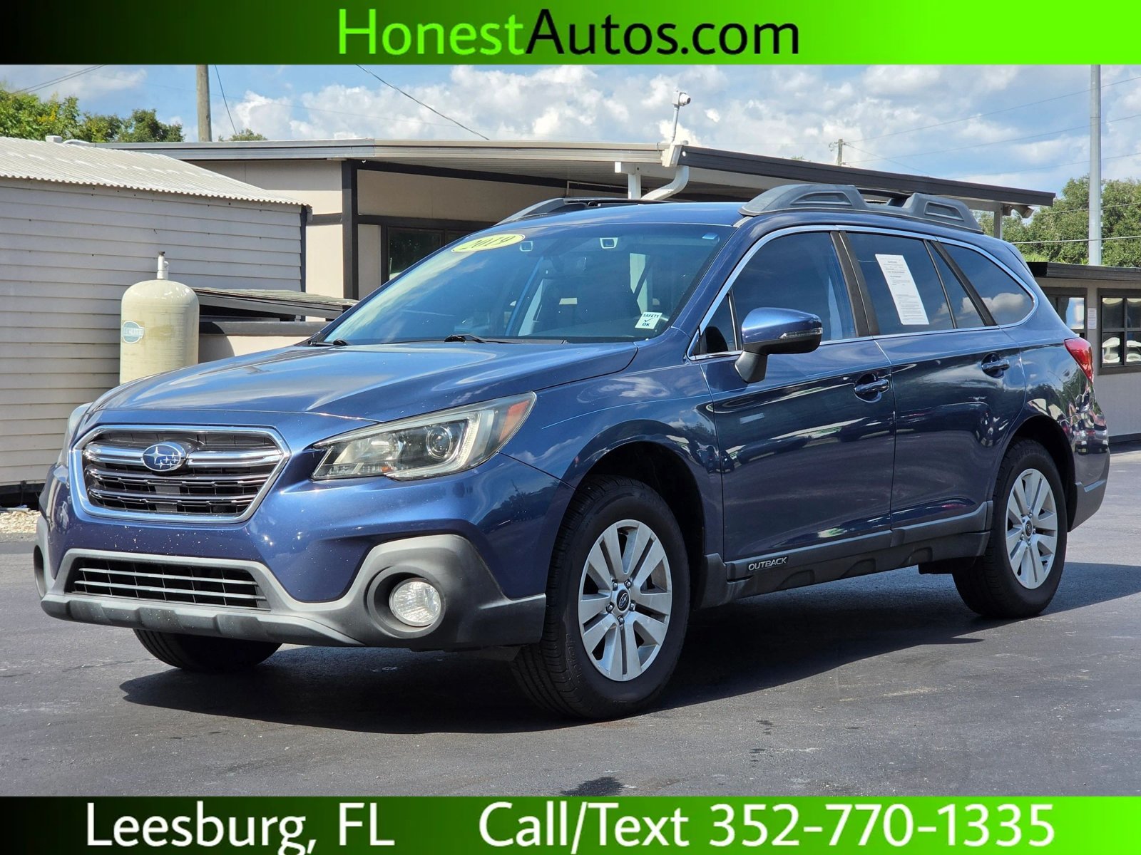 Used 2019 Subaru Outback 2.5i Premium AWD/4WD image 1