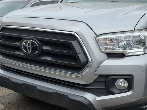 Used 2021 Toyota Tacoma SR5 image 11
