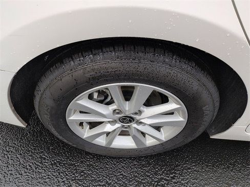 Certified 2025 Toyota Camry LE image 9