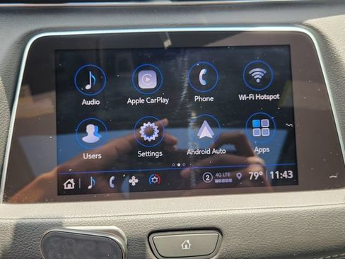 Used 2022 Cadillac XT4 Premium Luxury w/ Cold Weather Package FWD image 18