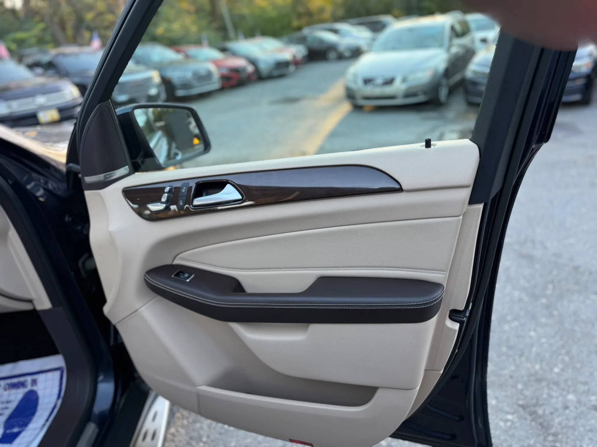 Used 2018 Mercedes-Benz GLE 350 4MATIC image 26