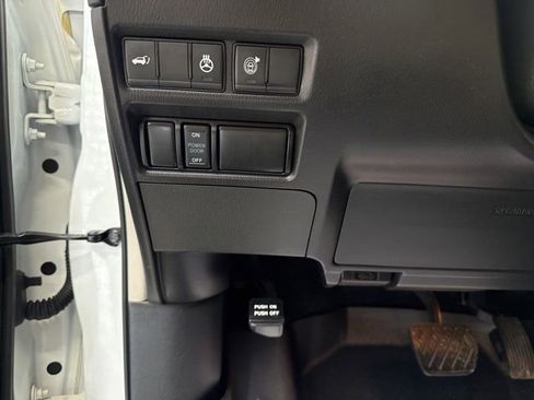 Used 2023 Nissan Armada Platinum w/ Captain's Chairs Package AWD/4WD image 29