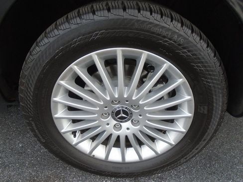 Used 2023 Mercedes-Benz Metris Metris Passenger Van Standard image 32