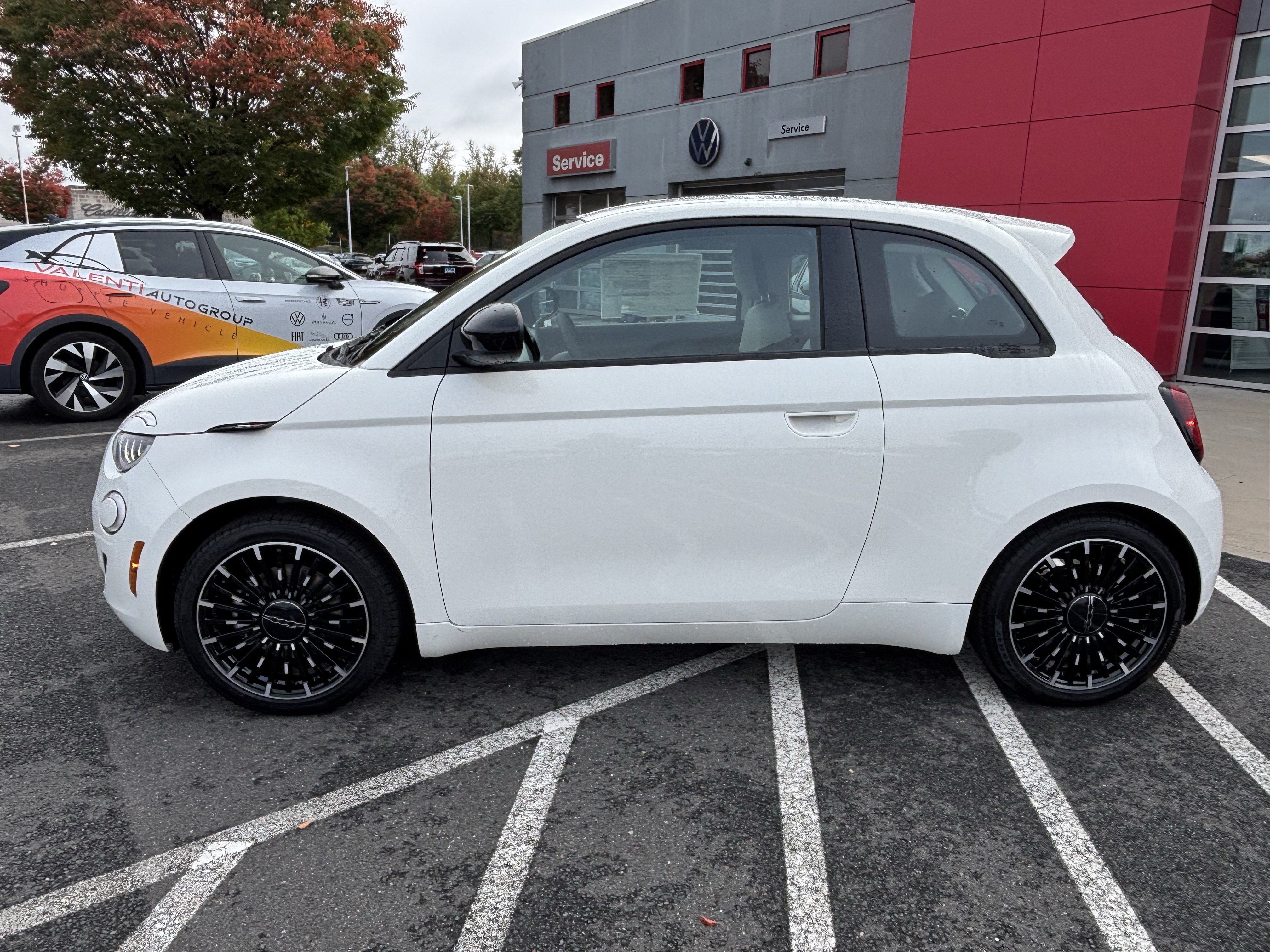 New 2026 FIAT 500 e w/ Comfort Group FWD image 4