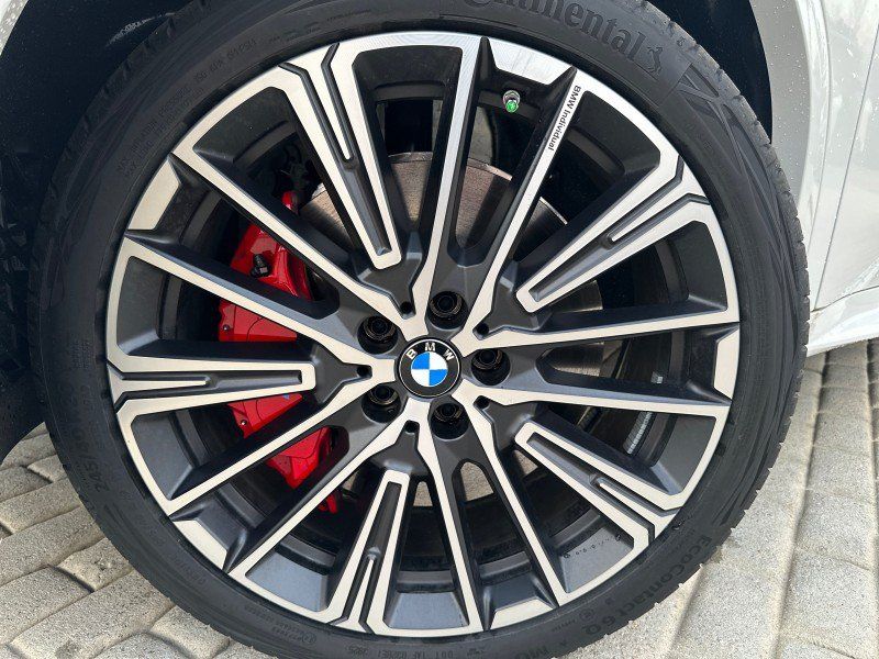 New 2026 BMW X2 xDrive28i w/ Technology Package AWD/4WD image 3