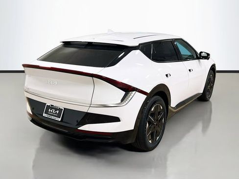 New 2025 Kia EV6 Wind image 7