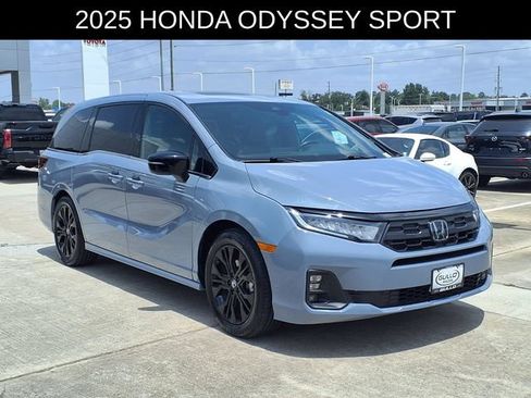 Used 2025 Honda Odyssey Sport-L image 3