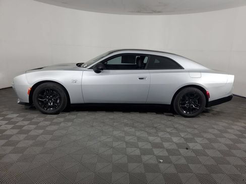 Used 2025 Dodge Charger Daytona R/T w/ Quick Order Package 25M R/T AWD/4WD image 7