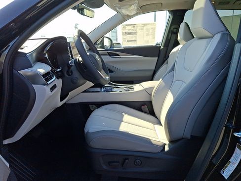 New 2026 INFINITI QX60 Luxe w/ Cargo Package image 11