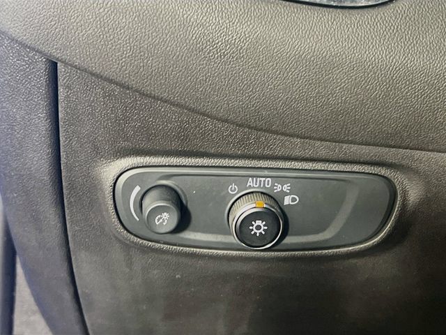 Used 2024 Chevrolet Equinox LS w/ Driver Confidence II Package FWD image 10