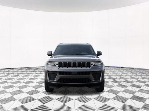 New 2026 Jeep Grand Cherokee Altitude AWD/4WD image 10