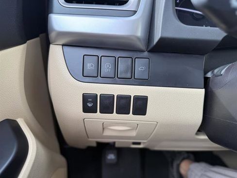 Used 2019 Toyota Highlander Limited Platinum image 11