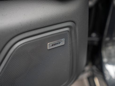 New 2026 Porsche Macan image 11