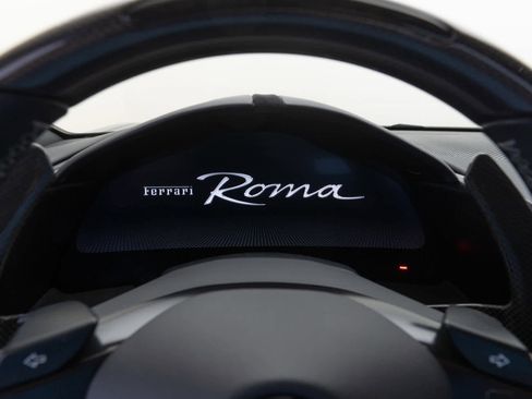 Certified 2021 Ferrari Roma image 11