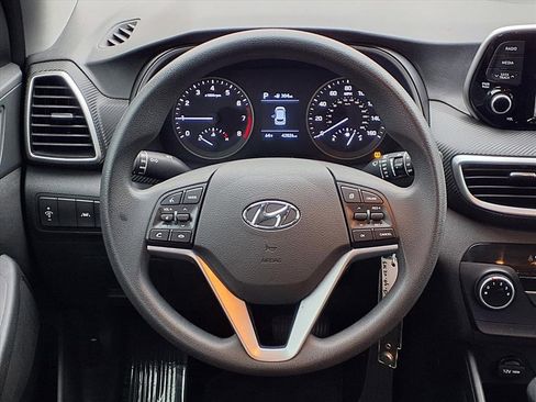 Used 2020 Hyundai Tucson SE image 12