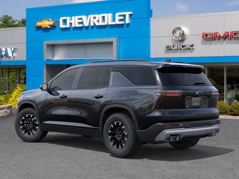 New 2026 Chevrolet Traverse Z71 w/ Driver Confidence Package image 3