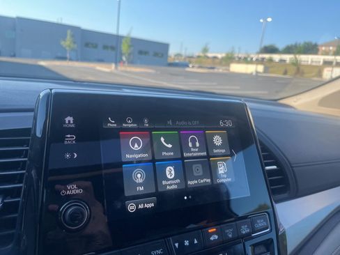 Used 2019 Honda Odyssey EX-L image 3