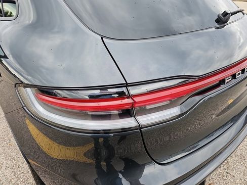 Used 2024 Porsche Macan image 37