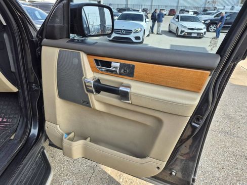 Used 2013 Land Rover LR4 HSE LUX image 17