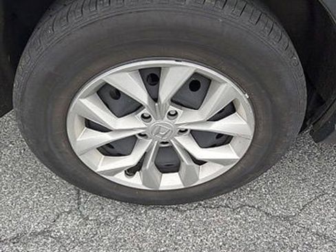 Certified 2025 Honda CR-V LX image 10