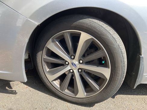 Used 2015 Subaru Legacy 2.5i Premium w/ Moonroof Package image 3