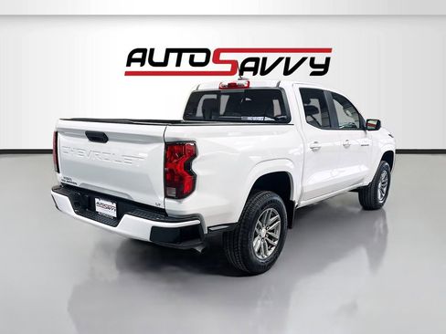 Used 2024 Chevrolet Colorado LT w/ LT Convenience Package image 7