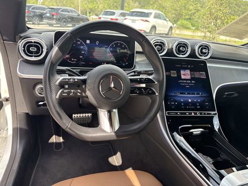 Used 2025 Mercedes-Benz CLE 300 4MATIC Coupe image 19