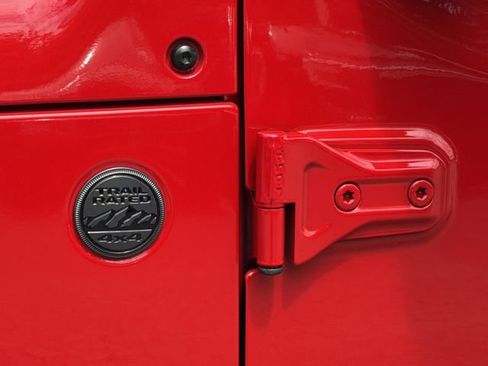 Used 2022 Jeep Wrangler Sport AWD/4WD image 12