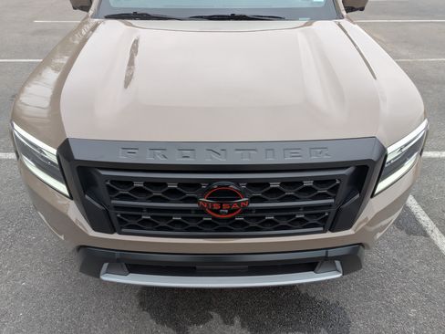 Used 2023 Nissan Frontier PRO-4X w/ Pro-4X Premium Package image 12