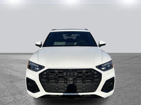 Certified 2024 Audi Q5 2.0T Premium Plus image 2