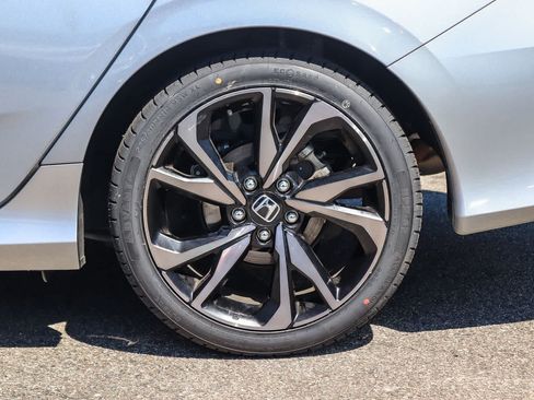Used 2019 Honda Civic Sport image 8