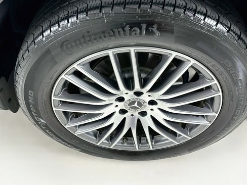 Certified 2026 Mercedes-Benz GLC 300 image 34