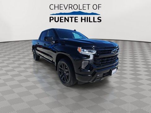 Used 2024 Chevrolet Silverado 1500 RST w/ Convenience Package II AWD/4WD image 2