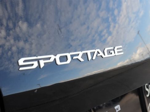 Used 2023 Kia Sportage SX Prestige image 20
