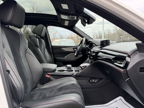 Used 2023 Acura MDX A-Spec image 13