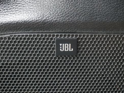 Used 2022 Toyota Tacoma TRD Sport w/ TRD Premium Sport Package image 16