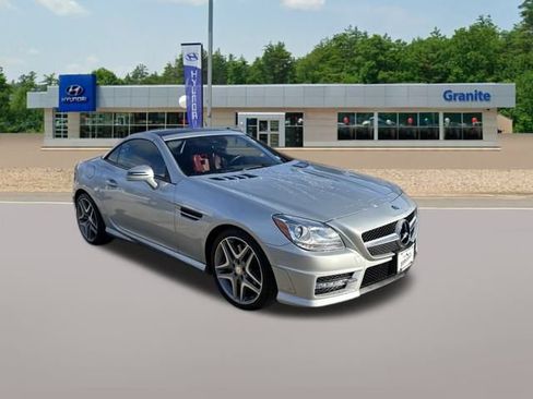 Used 2015 Mercedes-Benz SLK 350 image 4
