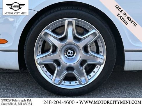 Used 2012 Bentley Flying Spur Flying Spur image 11