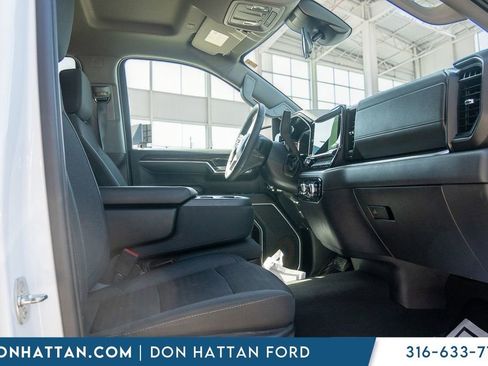 Used 2022 GMC Sierra 1500 SLE image 20