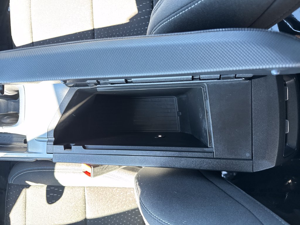 Used 2025 Chevrolet Equinox EV LT FWD image 29