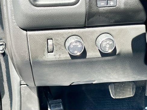 Used 2019 Chevrolet Colorado ZR2 AWD/4WD image 10
