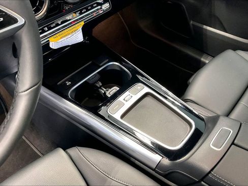 Used 2026 Mercedes-Benz GLA 250 4MATIC image 15