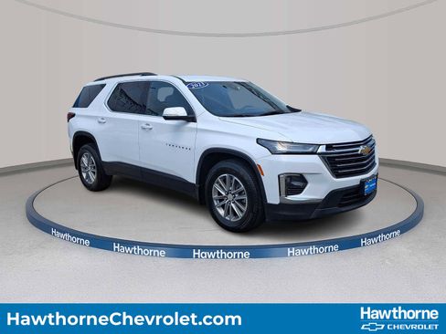 Used 2023 Chevrolet Traverse LT w/ LPO, Floor Liner Package AWD/4WD image 1