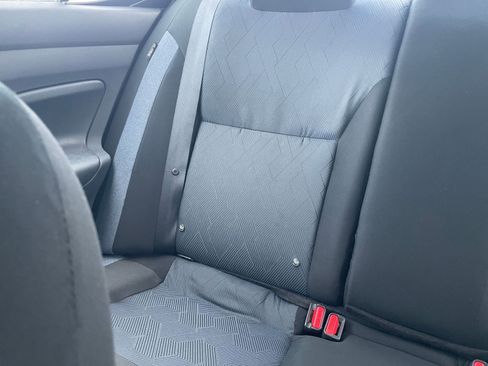 Used 2025 Nissan Versa SV image 39