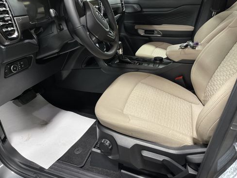 Used 2024 Ford Ranger XLT image 11
